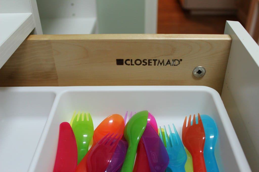 Soft-close drawers... Wheeeee!