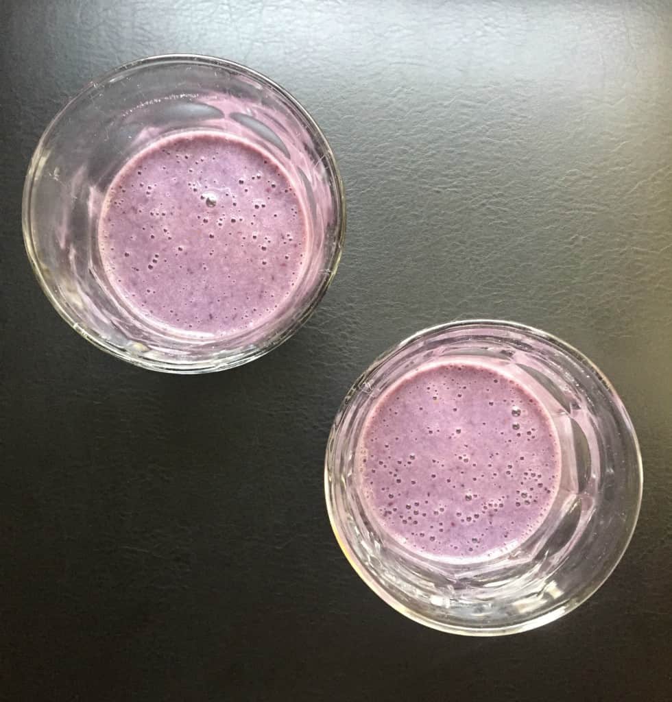 Blackberry smoothies for popsicles