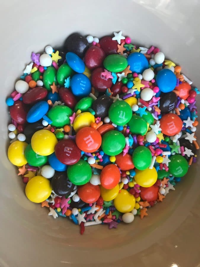 How To Make An Exploding Sprinkle Cake || Erin Brighton | birthday cakes | baking | cake decorating | kid birthday cakes | gluten free baking