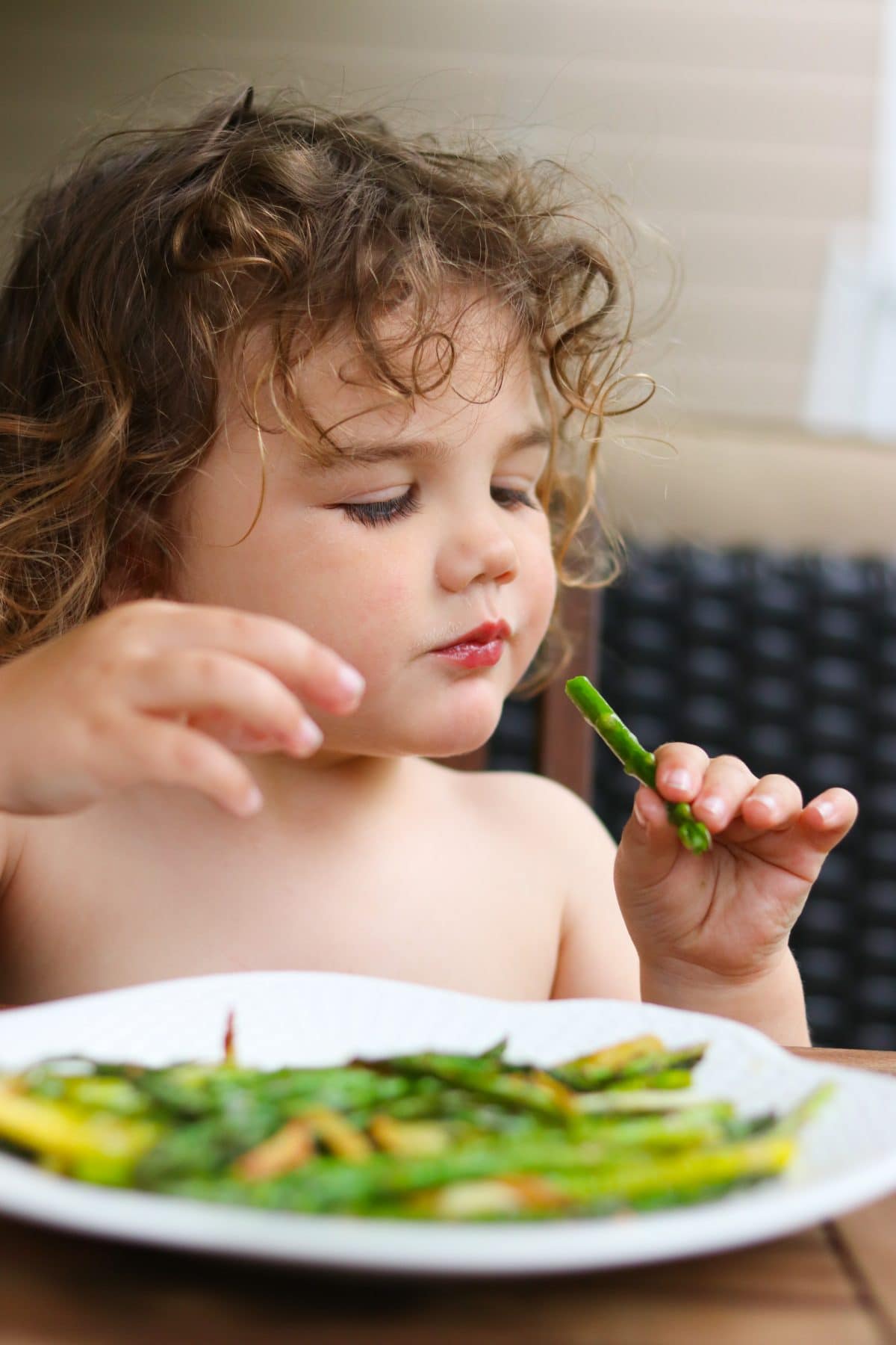 Baby Asparagus and Crispy Garlic || Erin Brighton | vegetables | spring veggies | easy side dishes | eat local | Got To Be NC
