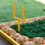 Football Field Mini Cupcakes || Erin Brighton | Super Bowl Party | Football party dessert | desserts | gluten free